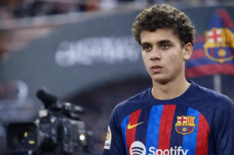 عاجل| بعد إعلان انتقاله من الأهلي.. ماذا ينتظر حمزة عبد الكريم في برشلونة أثليتك؟ 